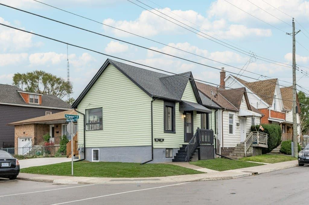 003-476 Ferguson Avenue Hamilton-3_m