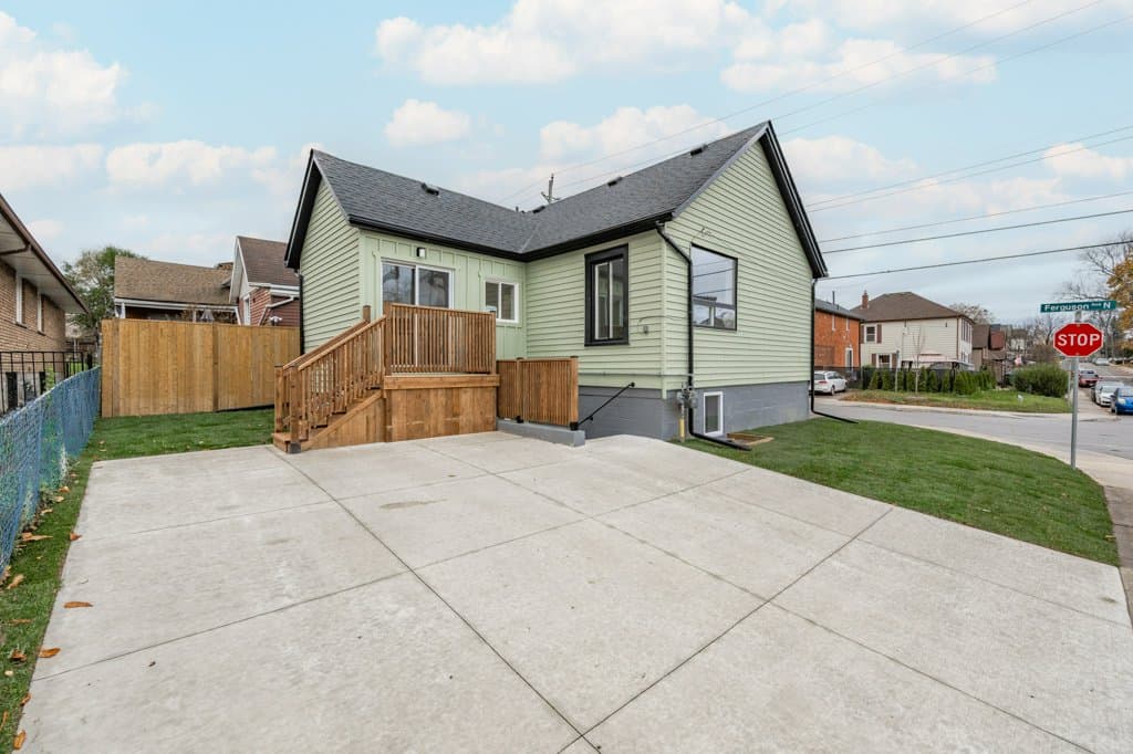 006-476 Ferguson Avenue Hamilton-6_m