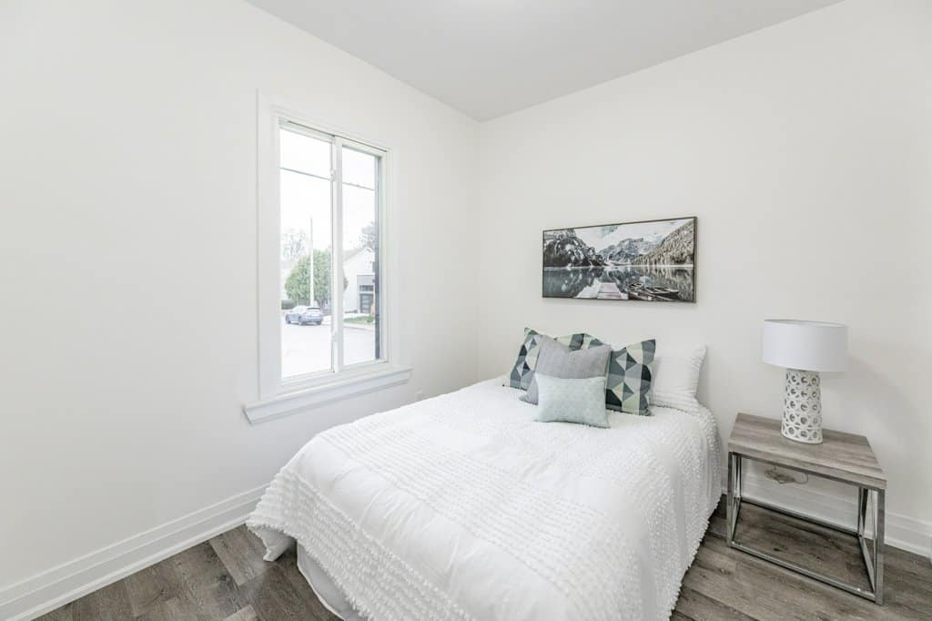 011-476 Ferguson Avenue Hamilton-11_m