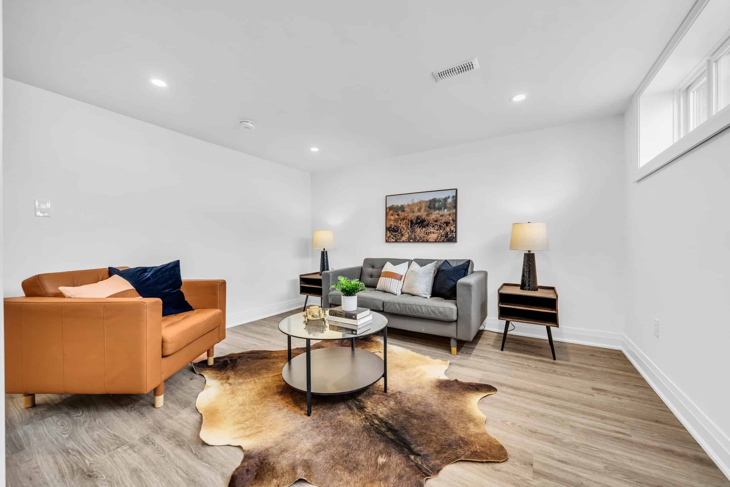 180 Glow Ave, Hamilton _ HR 26