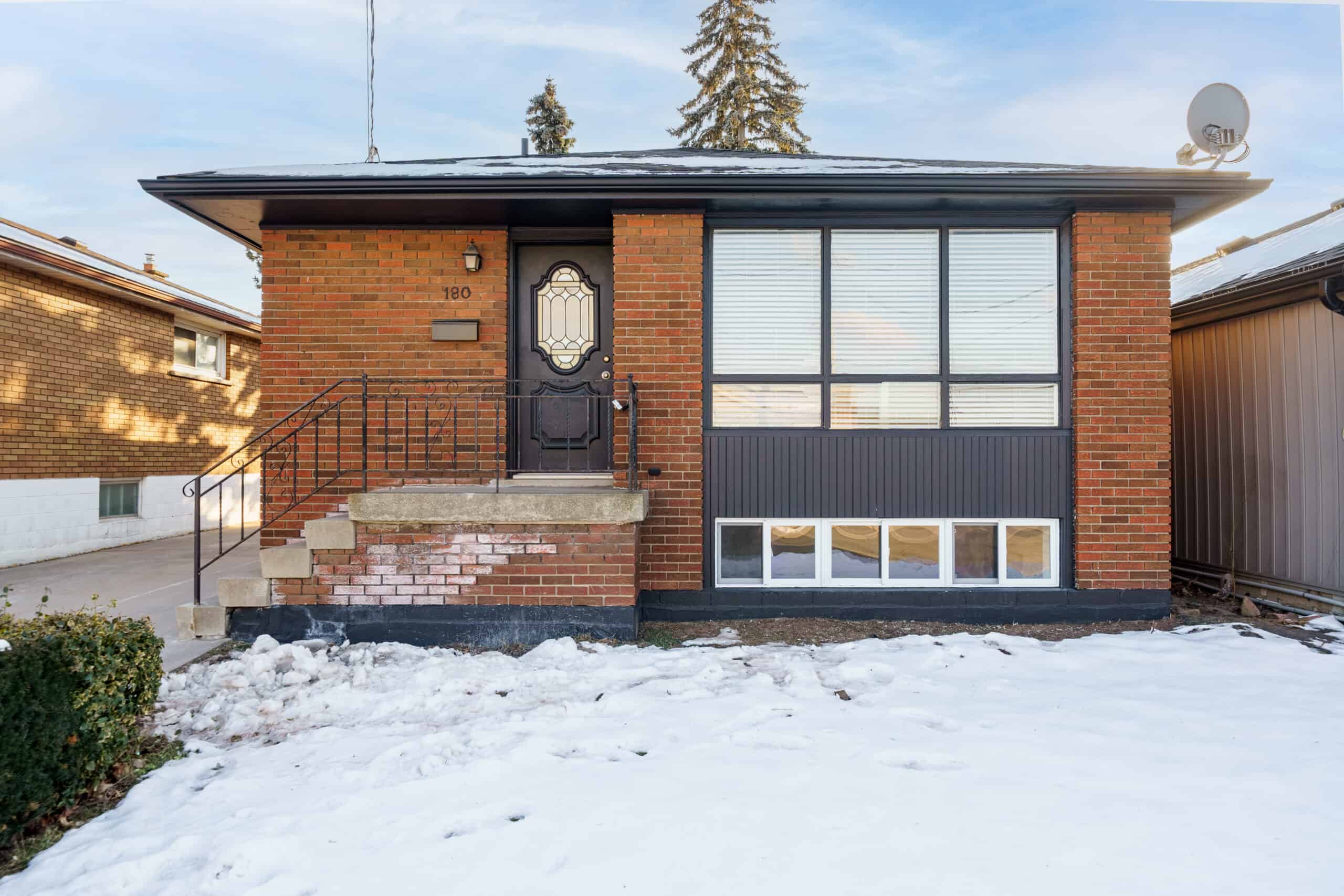 180 Glow Ave, Hamilton _ HR 3