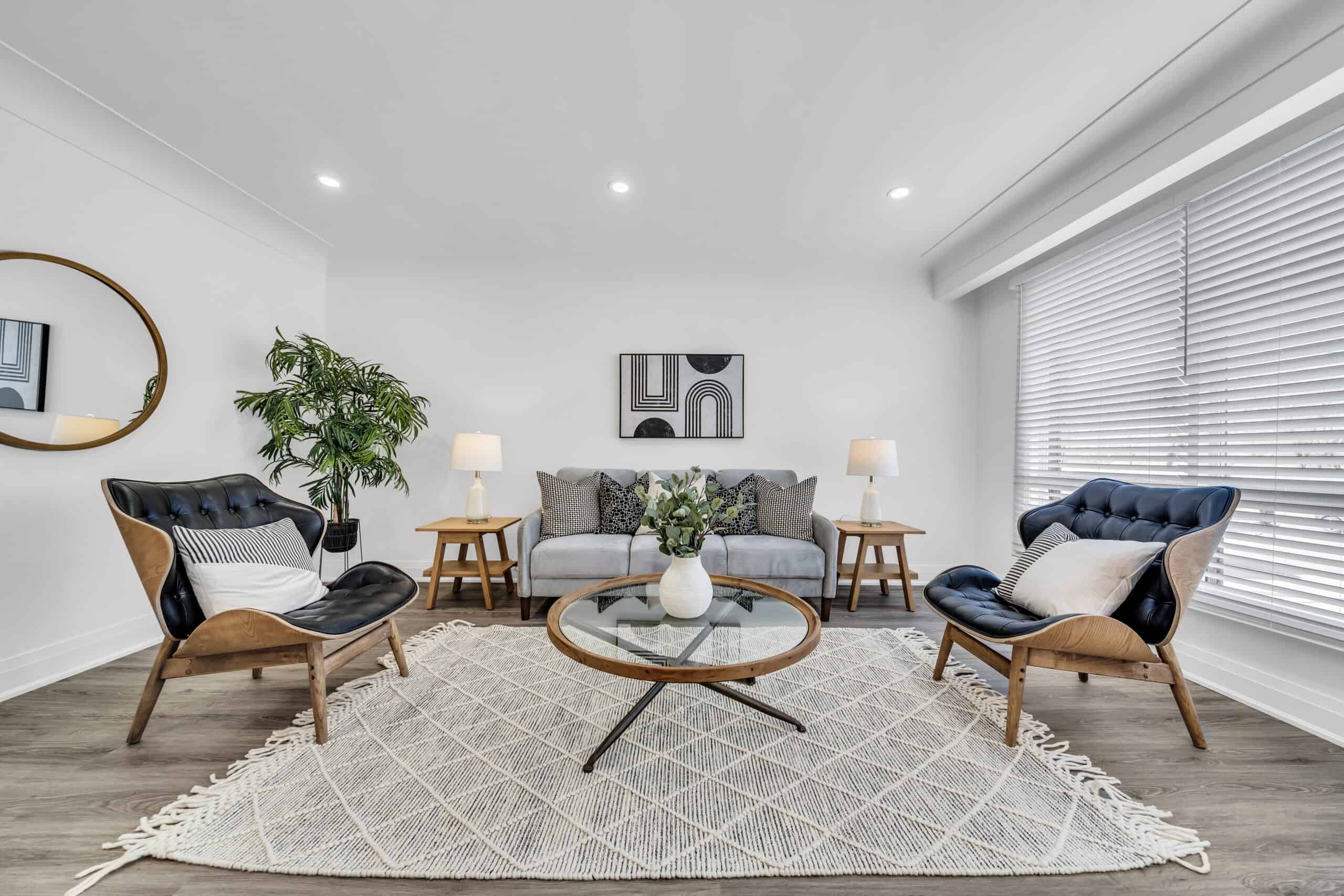 180 Glow Ave, Hamilton _ HR 9